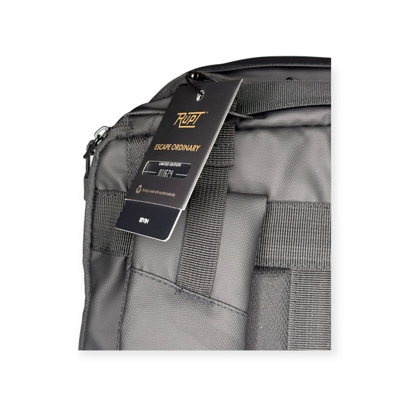 new Rupt ✪ Trex Special Edition Rivin 18L Tech Backpack ✪ Black ✪ Padded Trolley - Picture 10 of 16